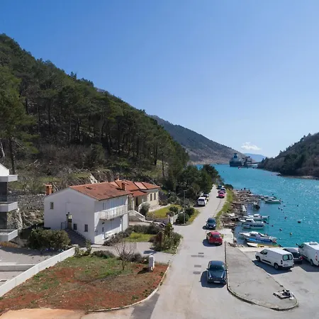 Apartment In Luka With Wifi Plomin